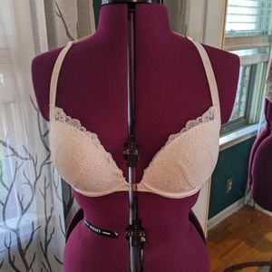 Victoria's Secret front closure bra 36C